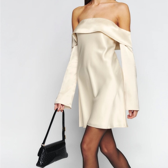 Reformation Maves Dress Almond Size Medium - Picture 2 of 9